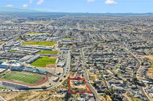 16745 Yucca, Victorville, CA 92395 - Photo 10