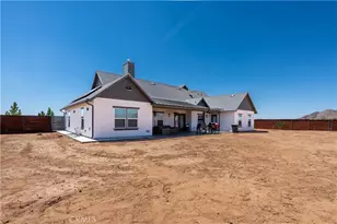 23670 Shirwaun, Apple Valley, CA 92307 - Photo 38