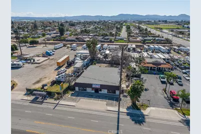 1639 E Base Line, San Bernardino, CA 92410 - Photo 4