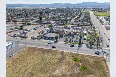 1639 E Base Line, San Bernardino, CA 92410 - Photo 10