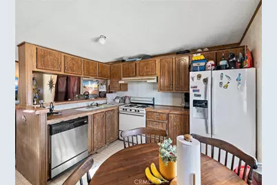 39626 E End Road, Lucerne Valley, CA 92356 - Photo 12