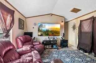 39626 East End Rd, Lucerne Valley, CA 92356 - Photo 14