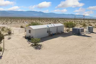39626 East End Rd, Lucerne Valley, CA 92356 - Photo 2