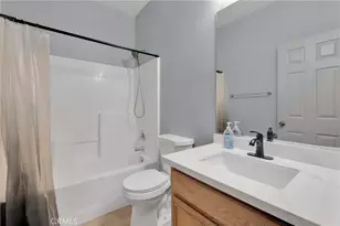 13816 Grant Way, Oak Hills, CA 92344 - Photo 18