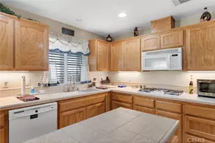 25850 Mountain View, Apple Valley, CA 92308 - Photo 16