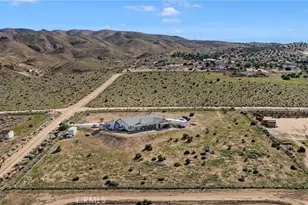 25850 Mountain View, Apple Valley, CA 92308 - Photo 46