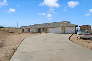 25850 Mountain View, Apple Valley, CA 92308 - Photo 2