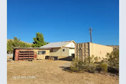 27177 Cahuilla Road, Apple Valley, CA 92307 - Photo 18