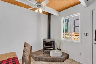 150 Los Angeles, Sugarloaf, CA 92386 - Photo 10