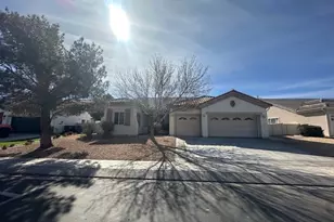 19721 Chicory Ct, Apple Valley, CA 92308 - Photo 2