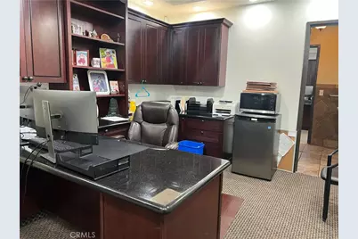 12998 Hesperia Road #101, Victorville, CA 92395 - Photo 42