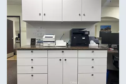 12998 Hesperia Road #101, Victorville, CA 92395 - Photo 32