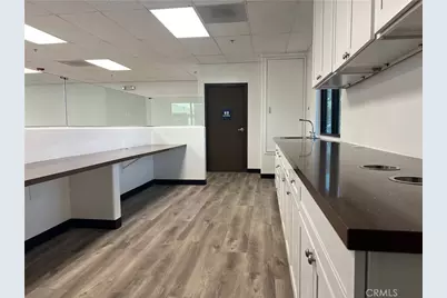 12998 Hesperia Road #103, Victorville, CA 92395 - Photo 8