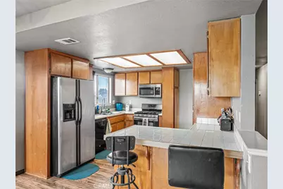 9890 Solano, Victorville, CA 92392 - Photo 12