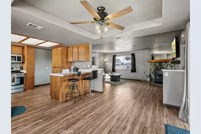 9890 Solano, Victorville, CA 92392 - Photo 10