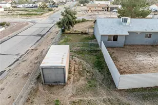 9890 Solano, Victorville, CA 92392 - Photo 34