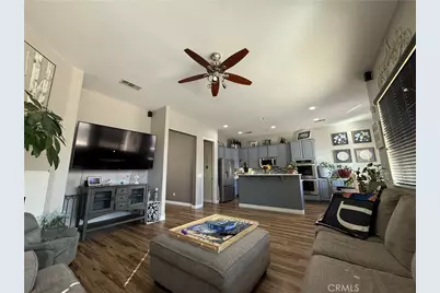 10265 Cotoneaster Street, Apple Valley, CA 92308 - Photo 8