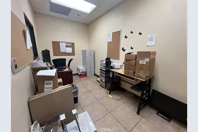 12998 Hesperia Road #203, Victorville, CA 92395 - Photo 48