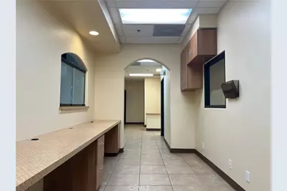 12998 Hesperia Road #203, Victorville, CA 92395 - Photo 32