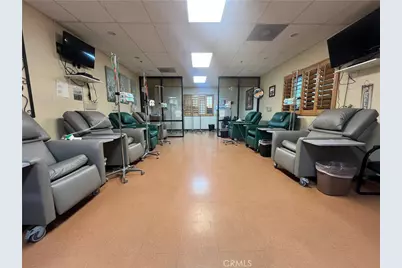 12998 Hesperia Road #203, Victorville, CA 92395 - Photo 38