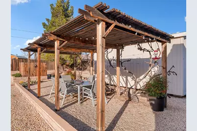19544 Oneida, Apple Valley, CA 92307 - Photo 54