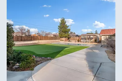 19544 Oneida, Apple Valley, CA 92307 - Photo 58