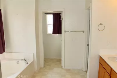 15929 Golden Meadow, Victorville, CA 92394 - Photo 30