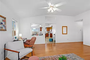 13456 Jubilee Pl, Victorville, CA 92395 - Photo 12