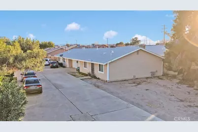 14025 Spruce, Hesperia, CA 92345 - Photo 2