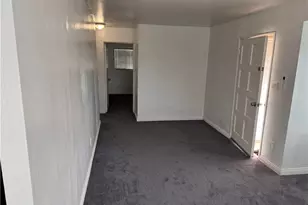 15990 Yucca, Hesperia, CA 92345 - Photo 6