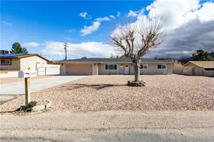 16469 Chippewa, Apple Valley, CA 92307 - Photo 2