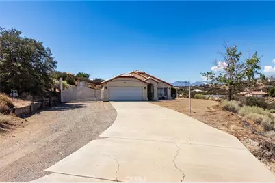 7170 Joshua, Oak Hills, CA 92344 - Photo 12