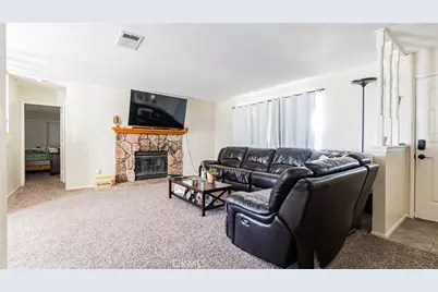 22993 Eyota, Apple Valley, CA 92308 - Photo 4