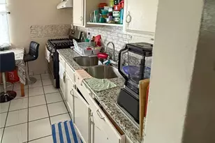 235 E 87th St, Los Angeles, CA 90003 - Photo 10