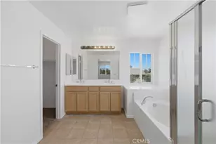13855 Jackson St, Oak Hills, CA 92344 - Photo 26