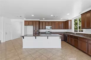 13855 Jackson St, Oak Hills, CA 92344 - Photo 6