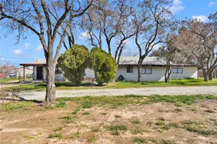 11441 Hemlock, Hesperia, CA 92345 - Photo 2