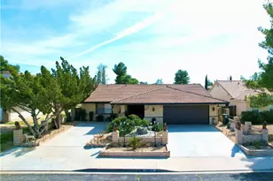 15859 Nassau, Victorville, CA 92395 - Photo 2