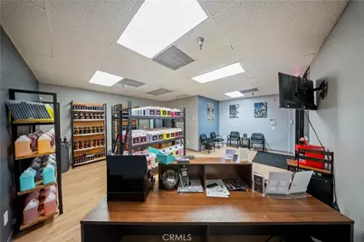 12284 Industrial Blvd #2, Victorville, CA 92395 - Photo 4