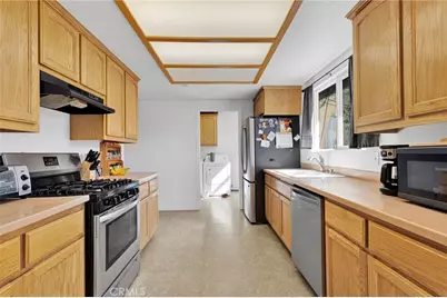 32361 Spinel, Lucerne Valley, CA 92356 - Photo 4