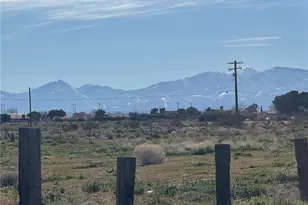 13290 Smoketree St, Victorville, CA 92392 - Photo 1