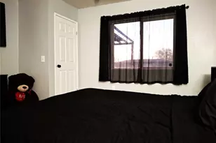 10580 Wakefield St, Adelanto, CA 92301 - Photo 8