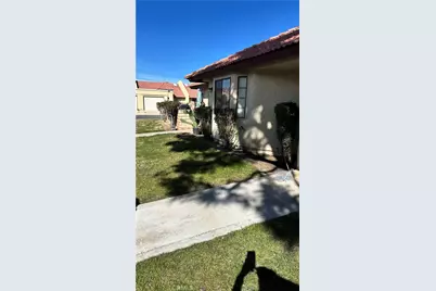 19269 Elm Drive, Apple Valley, CA 92308 - Photo 2