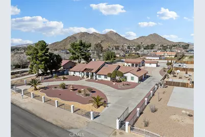 19786 Symeron Road, Apple Valley, CA 92307 - Photo 4