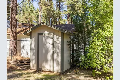 803 Robinhood Boulevard, Big Bear City, CA 92314 - Photo 14