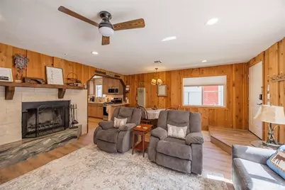 803 Robinhood Boulevard, Big Bear City, CA 92314 - Photo 10