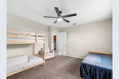 17557 Caprice, Victorville, CA 92395 - Photo 18