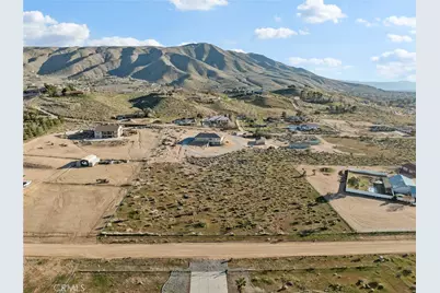 21972 Ocotillo Way, Apple Valley, CA 92308 - Photo 12