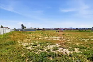 11140 3rd, Hesperia, CA 92345 - Photo 38