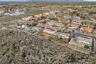 9550 Riggins, Phelan, CA 92371 - Photo 46